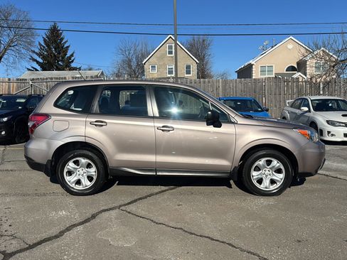 Used 2014 Subaru Forester 2.5i image 8