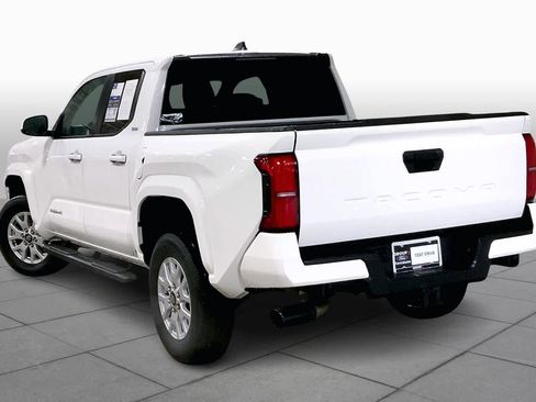 Used 2024 Toyota Tacoma SR5 image 11