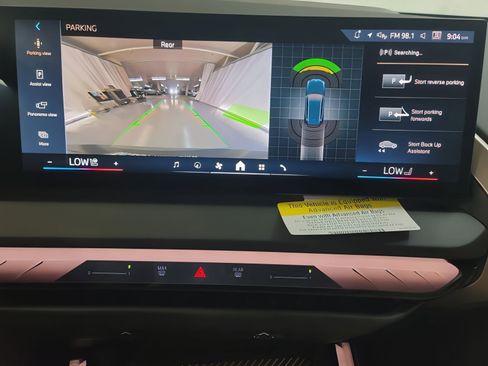 Used 2025 BMW X3 xDrive30i w/ Convenience Package image 15