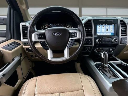 Used 2018 Ford F150 Lariat w/ Equipment Group 502A Luxury AWD/4WD image 5
