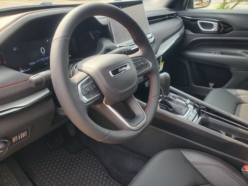 New 2026 Jeep Compass Trailhawk AWD/4WD image 10