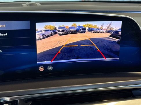 Certified 2024 Cadillac Lyriq Tech w/ Driver Assist Package AWD/4WD image 25
