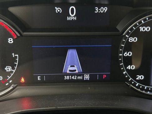 Certified 2022 Cadillac XT5 Premium Luxury w/ LPO, Floor Liner Package image 9