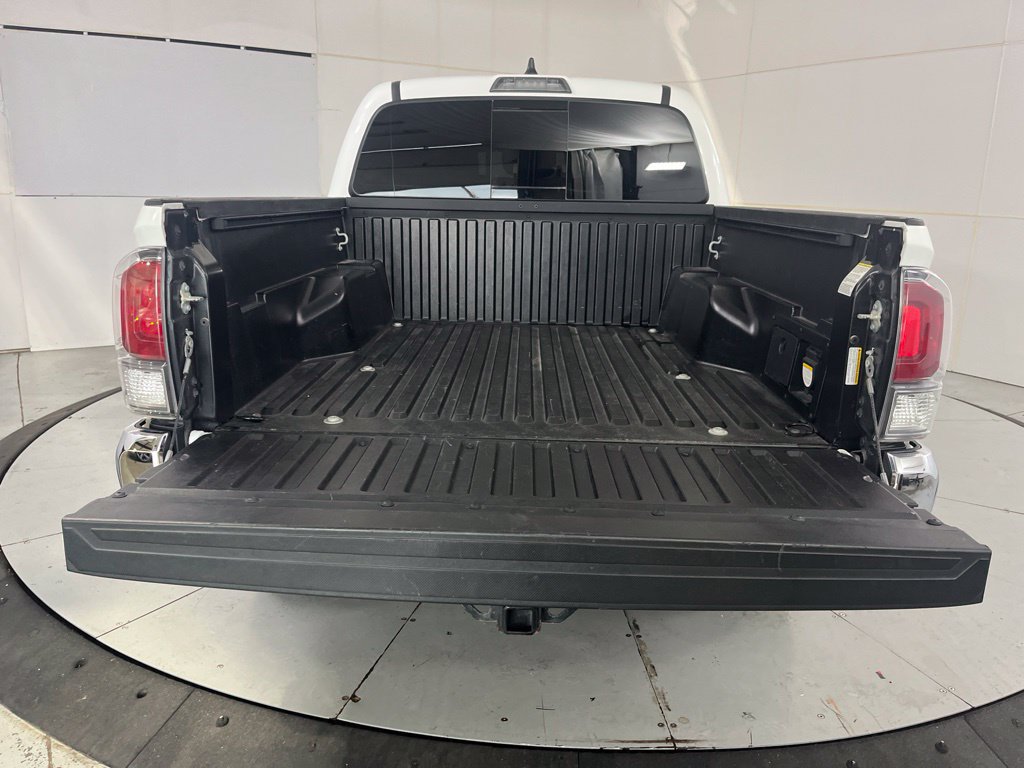 Used 2023 Toyota Tacoma TRD Off-Road AWD/4WD image 13