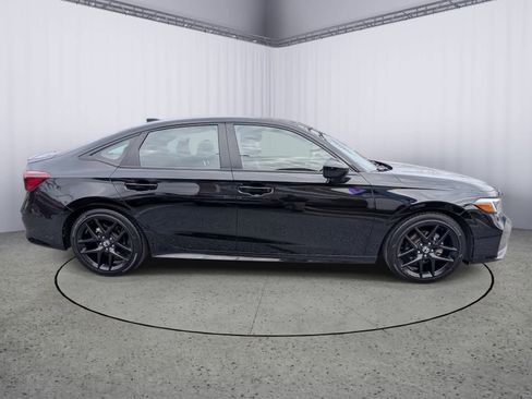 Certified 2025 Honda Civic Sport image 2