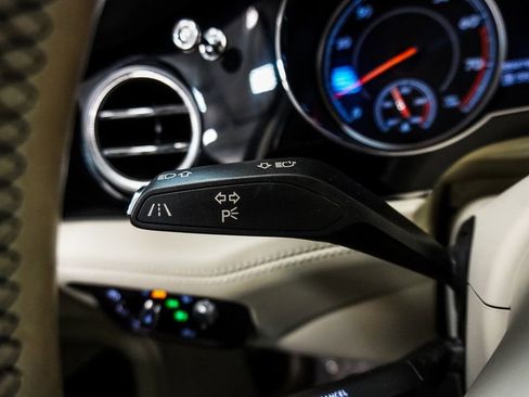 Used 2020 Bentley Bentayga Speed image 21
