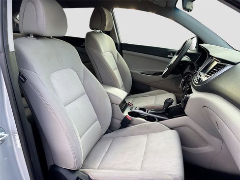 Used 2018 Hyundai Tucson SEL image 28