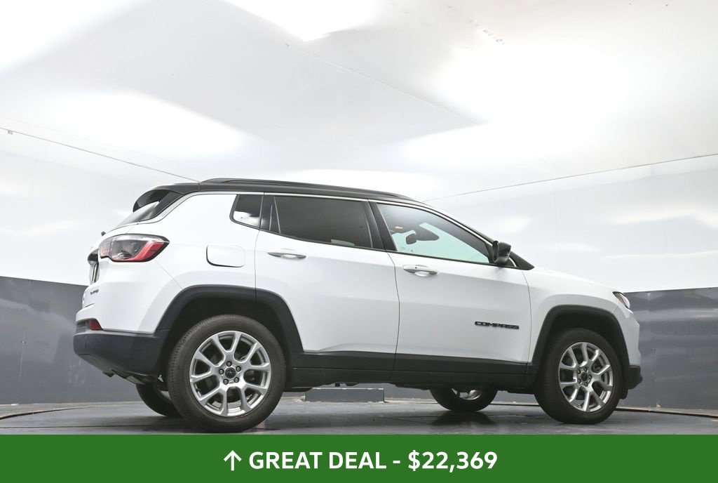 Used 2025 Jeep Compass Limited AWD/4WD image 51