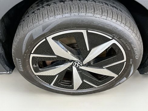 Used 2023 Volkswagen ID.4 Pro S AWD/4WD image 11