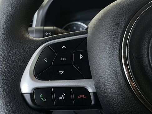 Used 2020 Jeep Renegade Sport image 24