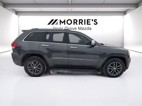 Used 2018 Jeep Grand Cherokee Limited image 4