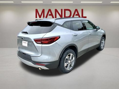 Used 2024 Chevrolet Blazer LT w/ Convenience Package FWD image 6