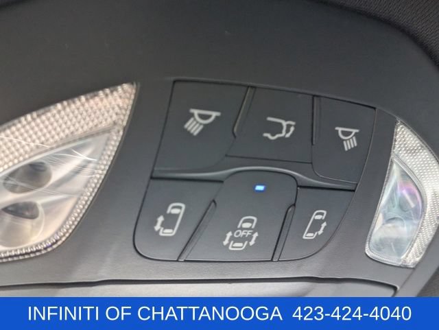 Used 2025 Chrysler Pacifica Limited FWD image 19