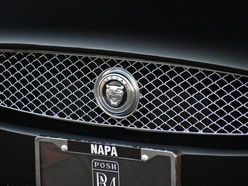 Used 2011 Jaguar XK Coupe image 10