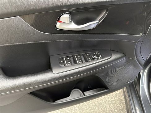 Used 2020 Kia Forte GT-Line w/ GT-Line Premium Package image 16