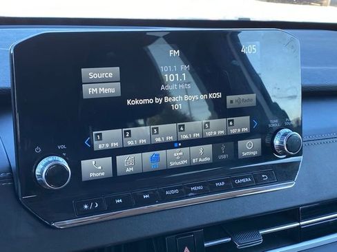 Used 2024 Mitsubishi Outlander 4WD Plug-In Hybrid image 23