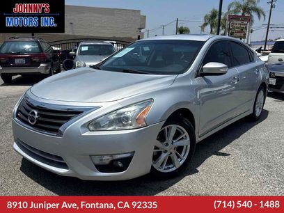 Used 2015 Nissan Altima 2.5 SL w/ Moonroof Package