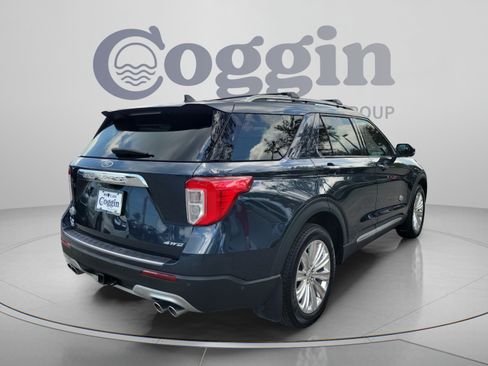 Used 2023 Ford Explorer King Ranch w/ Premium Technology Package AWD/4WD image 3