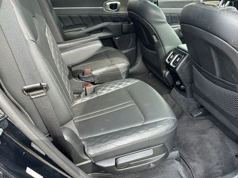Used 2021 Kia Sorento SX Prestige image 15