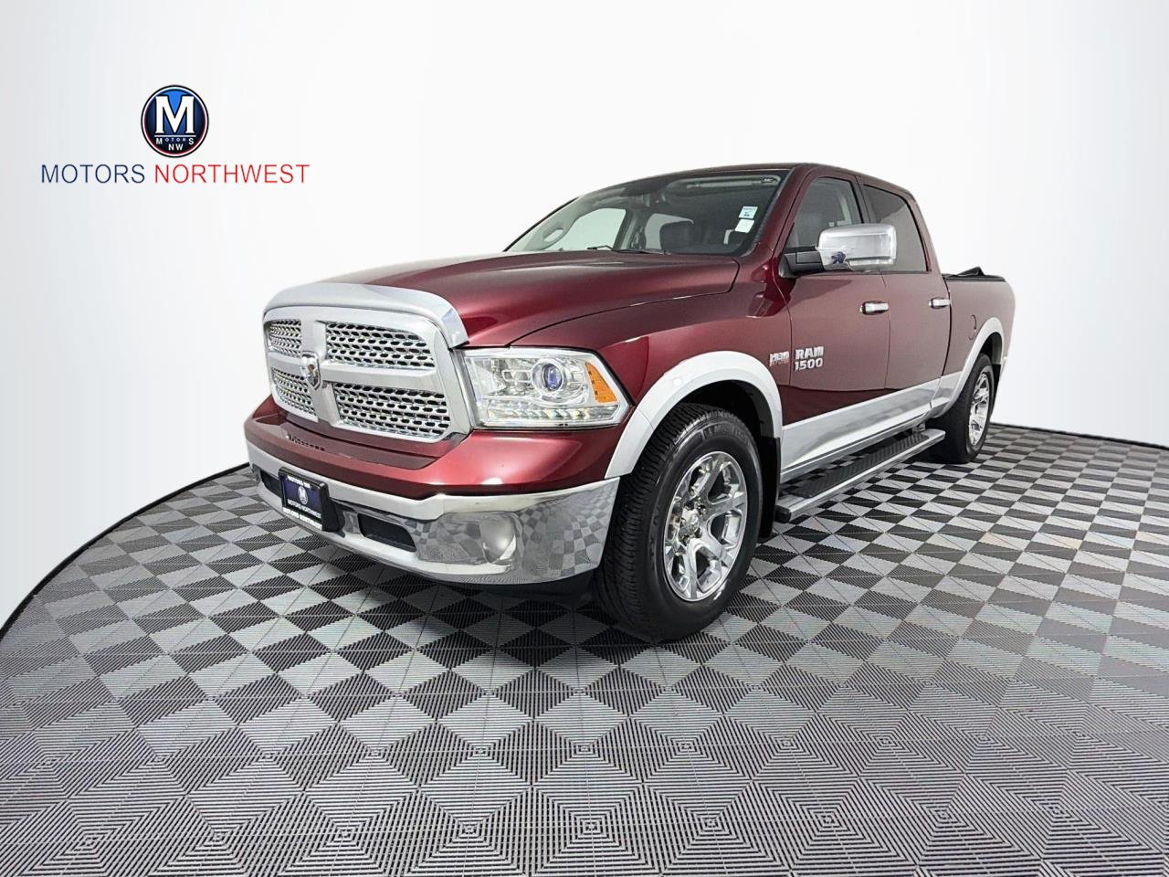 Used 2017 RAM 1500 Laramie w/ Convenience Group AWD/4WD image 1