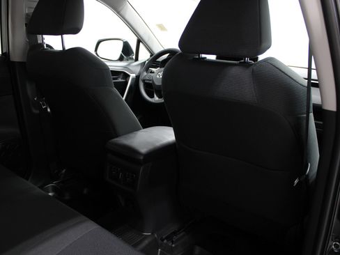 Used 2024 Toyota RAV4 LE AWD/4WD image 21