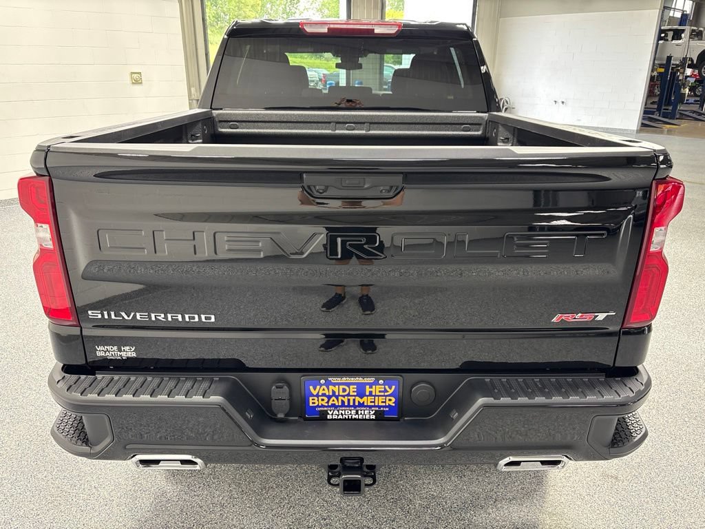 New 2026 Chevrolet Silverado 1500 RST AWD/4WD image 6