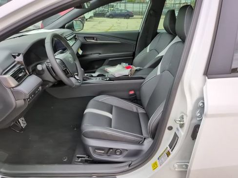 Used 2026 Toyota Camry Hybrid w/ Convenience Package AWD/4WD image 12
