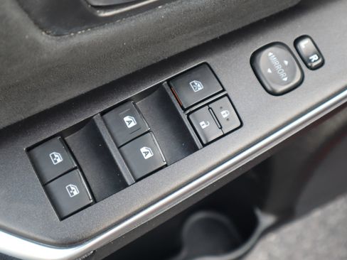 Used 2016 Toyota Camry SE image 52