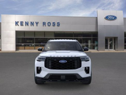 New 2026 Ford Explorer ST-Line w/ ST-Line Street Pack image 8