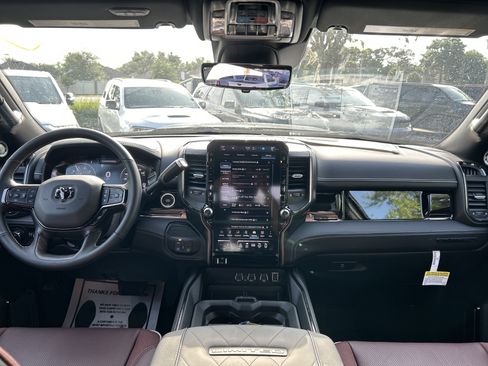 New 2026 RAM 3500 Limited AWD/4WD image 40