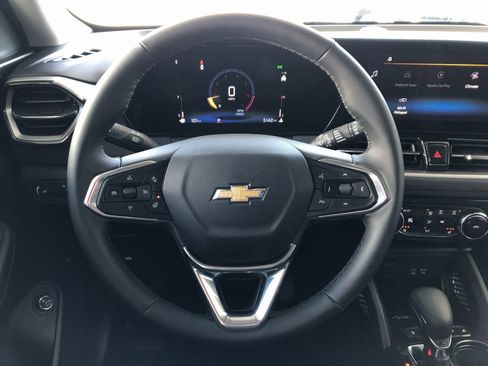 Certified 2026 Chevrolet TrailBlazer LT w/ Convenience Package image 18