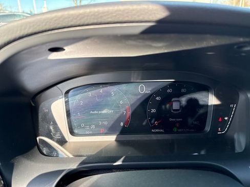 Certified 2025 Acura ADX A-Spec image 18