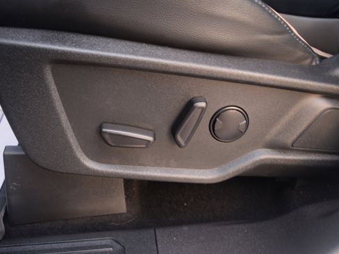 Used 2023 Ford Bronco Wildtrak image 19