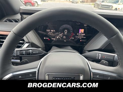 New 2026 GMC Yukon XL Denali image 4