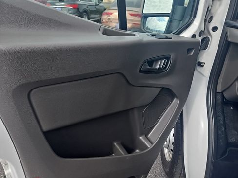 Used 2025 Ford Transit 250 148 High Roof Extended AWD image 9