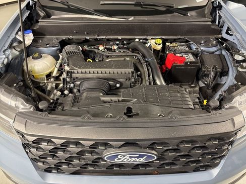 Used 2025 Ford Maverick Lariat w/ 4K Tow Package AWD/4WD image 45