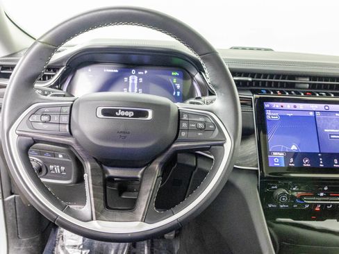 Used 2022 Jeep Grand Cherokee Limited 4xe AWD/4WD image 31