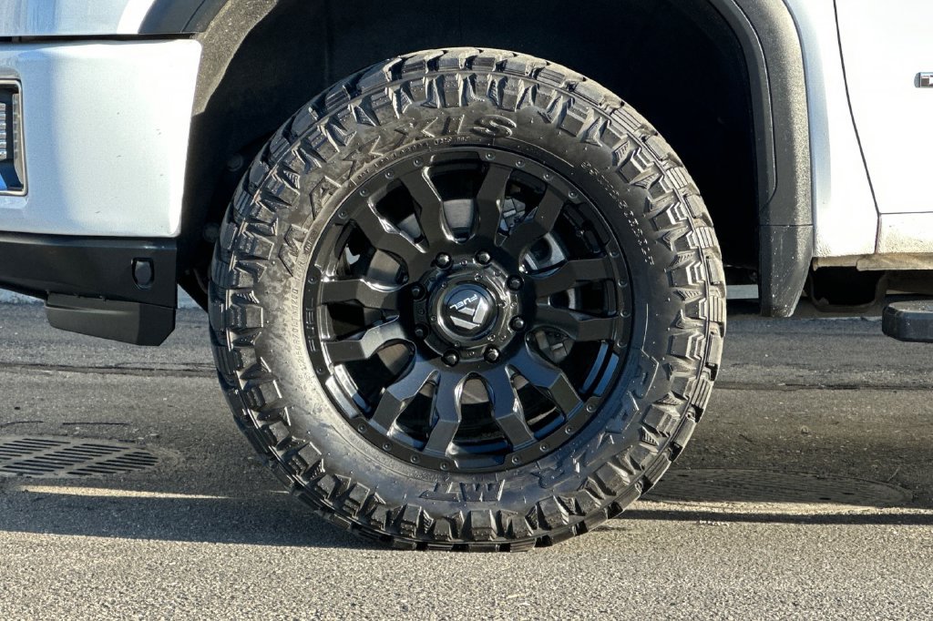 Used 2020 GMC Sierra 2500 Denali w/ Denali Ultimate Package AWD/4WD image 28