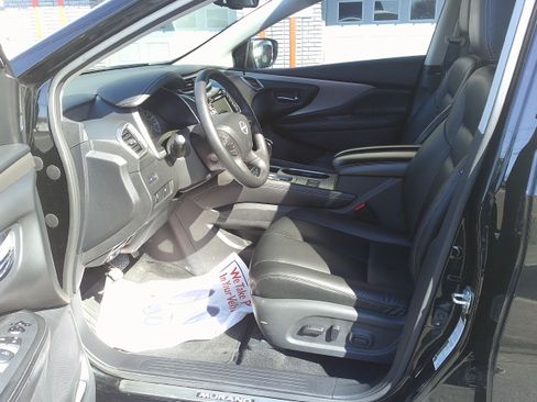 Used 2024 Nissan Murano SV w/ SV Midnight Edition Package image 13