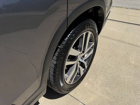 Used 2018 Honda Pilot Elite image 44