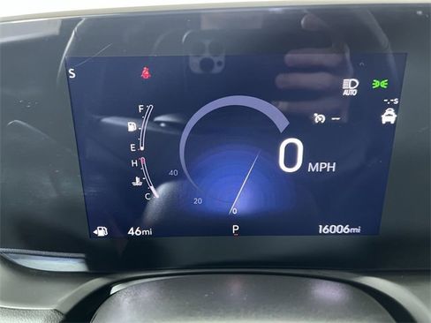 Certified 2024 Buick Encore GX Preferred w/ Comfort Package image 11