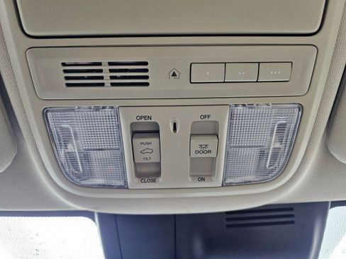 Used 2020 Honda CR-V EX-L image 39