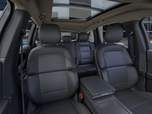 New 2026 Lincoln Nautilus Reserve AWD/4WD image 10