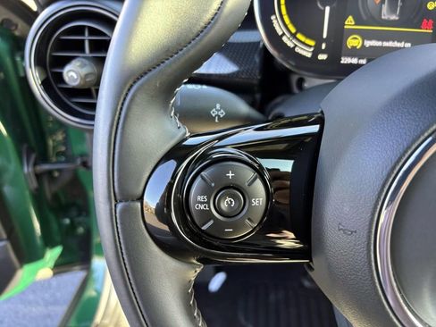 Used 2021 MINI Cooper SE w/ 8.8" Touchscreen Nav Package image 17