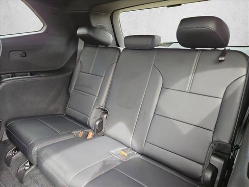 Used 2026 GMC Acadia Elevation w/ Elevation Premium Package FWD image 19