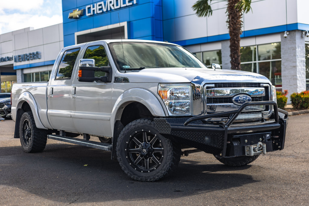Used 2011 Ford F250 Lariat w/ Lariat Ultimate Pkg AWD/4WD image 1