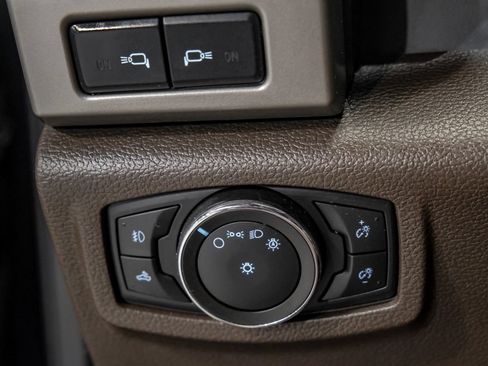 Used 2022 Ford F250 King Ranch w/ King Ranch Ultimate Package AWD/4WD image 29