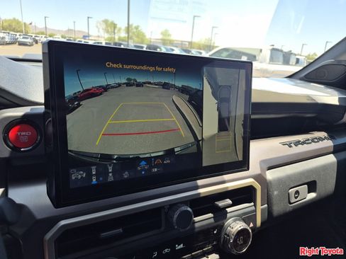 New 2026 Toyota Tacoma TRD Sport w/ TRD Sport Premium Package AWD/4WD image 33