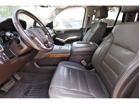 Used 2019 GMC Yukon Denali w/ Denali Ultimate Package RWD image 6