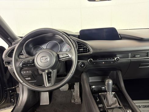 Used 2024 MAZDA MAZDA3 s image 3